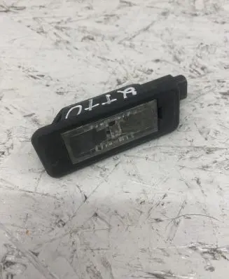 Citroen C4 Cactus Number plate light 9882403680