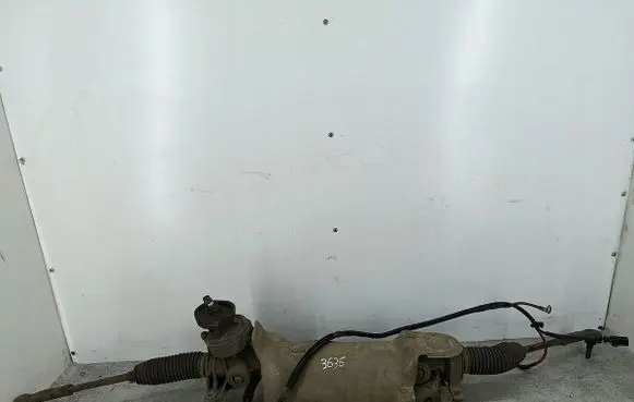 Volkswagen Golf V Steering rack