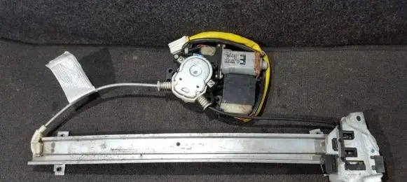 Honda HR-V Front door window regulator with motor nenustaytas