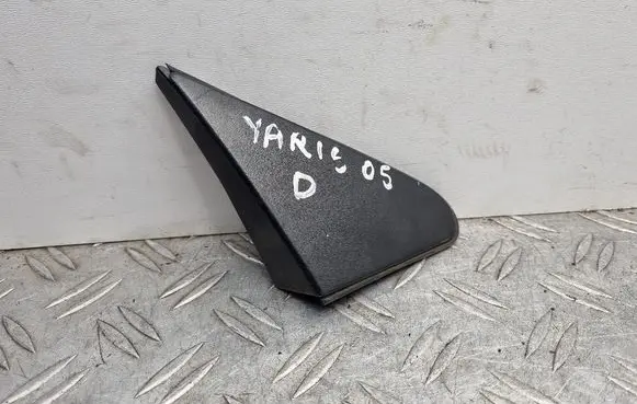 Toyota Yaris Plastic wing mirror trim cover 601170D010 2879P020