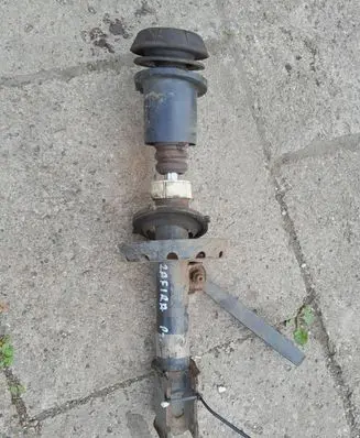 Opel Zafira A Front shock absorber/damper