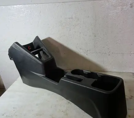 KIA Venga Center console
