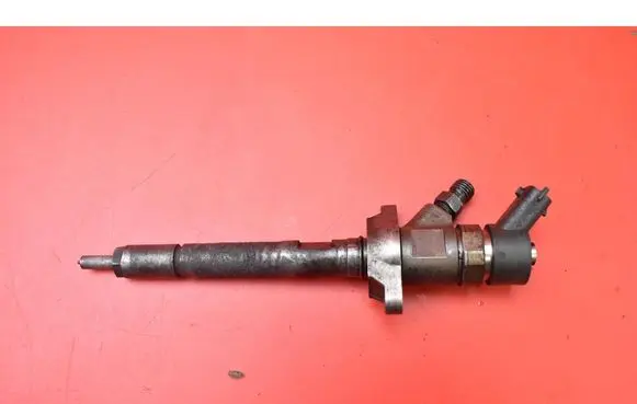 Ford Focus C-MAX Fuel injector 0445110239
