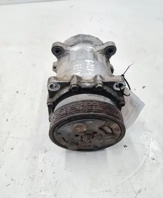 Volkswagen Golf IV Air conditioning (A/C) compressor (pump) 1J0820803K