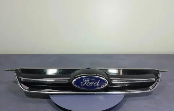Ford Grand C-MAX Front grill AM51-R8200-B