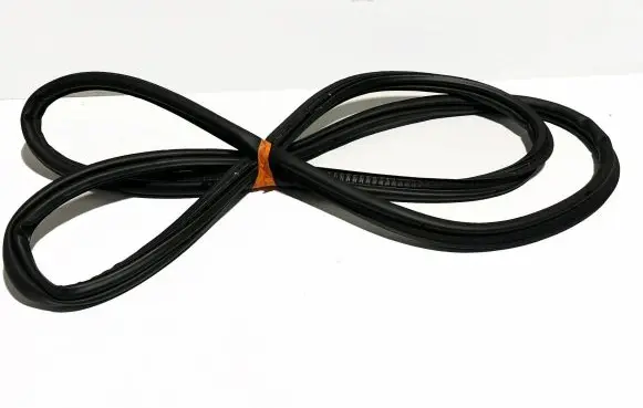 Peugeot 3008 II Loading door rubber seal (on body) 9811603080 19210
