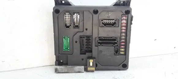 Ford Galaxy Fuse module 7M0962258K 97VW14B205CC