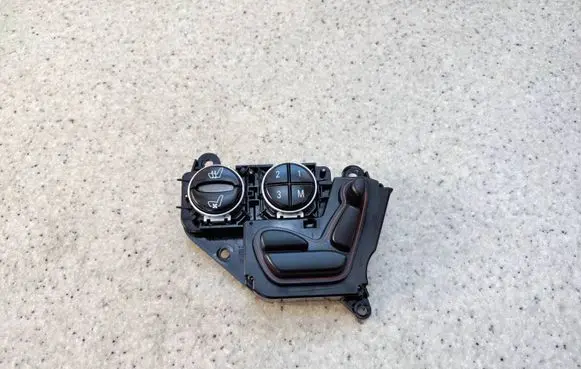 Mercedes-Benz SL R230 Seat control switch A2308211251