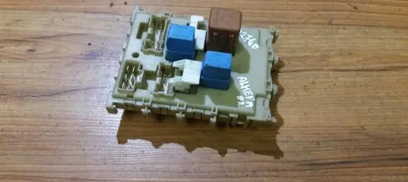 Nissan Almera N16 Fuse box set 243505m310 0319022