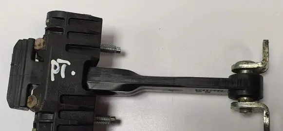 Alfa Romeo 159 Rear door check strap stopper 09906909