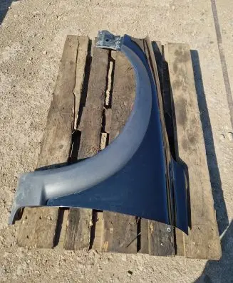 Volvo XC70 Fender