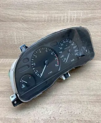 Ford Mondeo MK II Speedometer (instrument cluster) 98BP10C956HB FORPETROLLHD