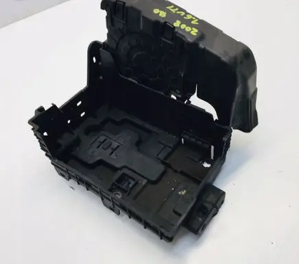 Peugeot 2008 I Battery box tray 