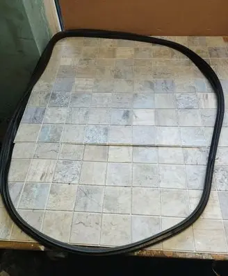 Front door rubber seal