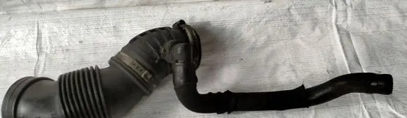 Audi A8 S8 D3 4E Intercooler hose/pipe 4E0145747E-AUTOSSO
