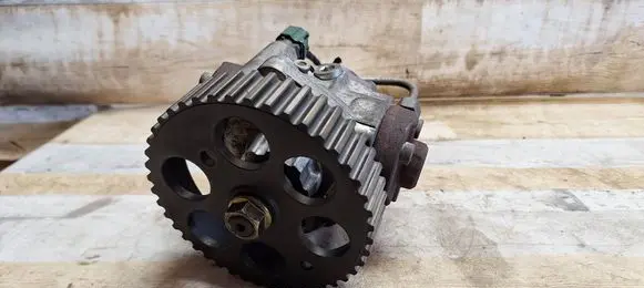 Opel Meriva A Fuel injection high pressure pump 8973138624 HU294000007