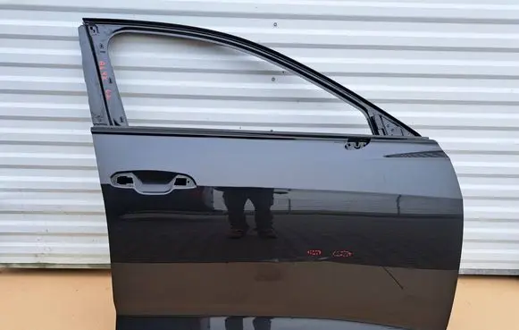 Audi A6 S6 C8 4K Front door 