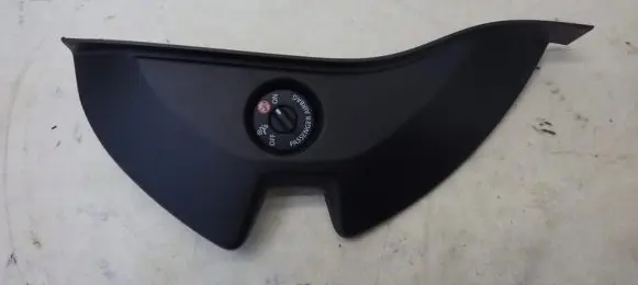 Renault Megane IV Dashboard side end trim 689205425R