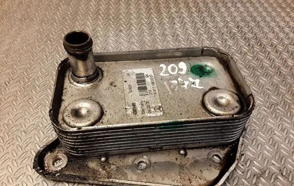 Mercedes-Benz CLK A209 C209 Gearbox / Transmission oil cooler A6111880301 6111880301