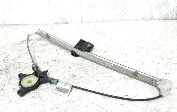 Mazda 2 Rear window lifting mechanism without motor 3m71A27001BH