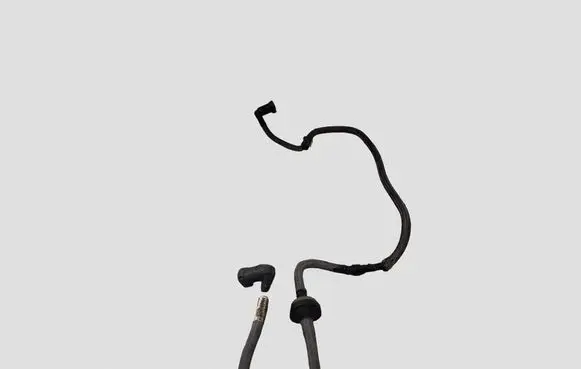 Peugeot 207 Fuel line pipe