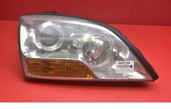 KIA Sorento Headlight/headlamp 92102-3E5XX