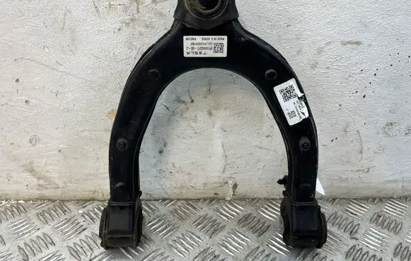 Tesla Model 3 Front upper control arm/wishbone 104432100J