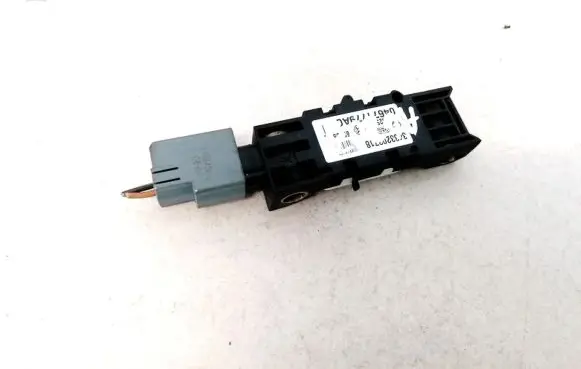 Chrysler 300 - 300C Airbag deployment crash/impact sensor 3433202718 04671779AC