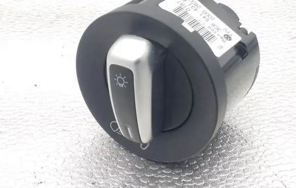 Volkswagen Jetta VI Light switch 3C8941431F 10002837