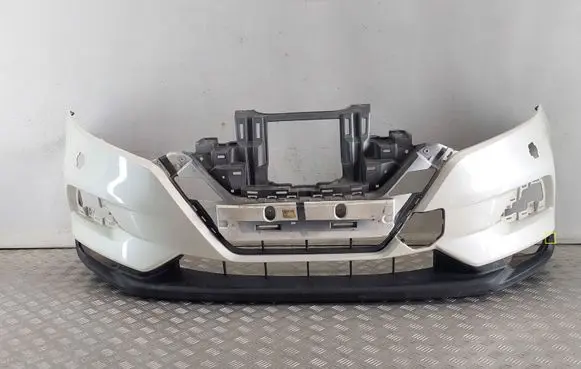 Nissan Qashqai Front bumper 62022HV00H 62022HV30A