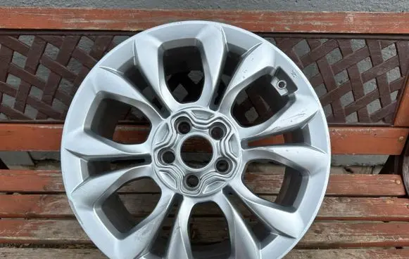 Fiat 500X R17 alloy rim 