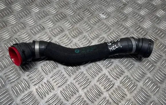 BMW X5 G05 Engine coolant pipe/hose 8596053