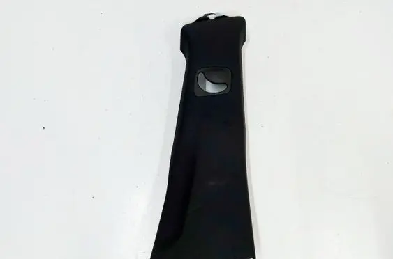 (C) pillar trim