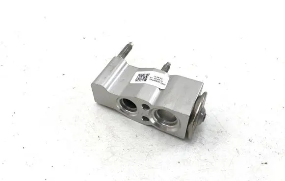 Peugeot 3008 III Air conditioning (A/C) expansion valve TP4824650820 EKH20F002