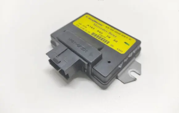 Mercedes-Benz ML W163 Transfer box differential control unit A1635457932