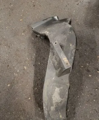 BMW X5 E53 Brake cooling air channel/duct 51717123353 7123353