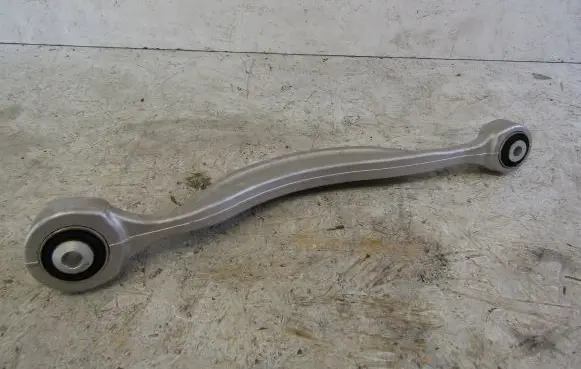 Audi Q7 4M Rear control arm 4M0501531