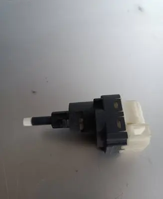 Audi A8 S8 D3 4E Brake pedal sensor switch 1K2945511