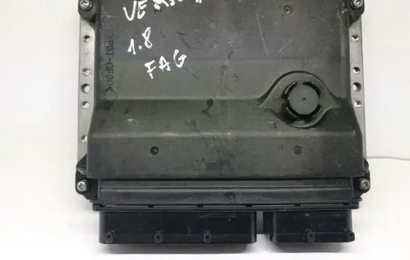 Toyota Verso-S Engine control unit/module 896610F190 MB2753004032