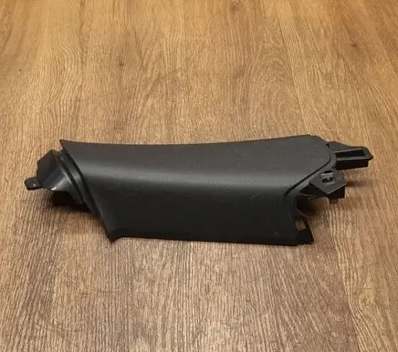 Porsche Macan (95B) (C) pillar trim 95B867287