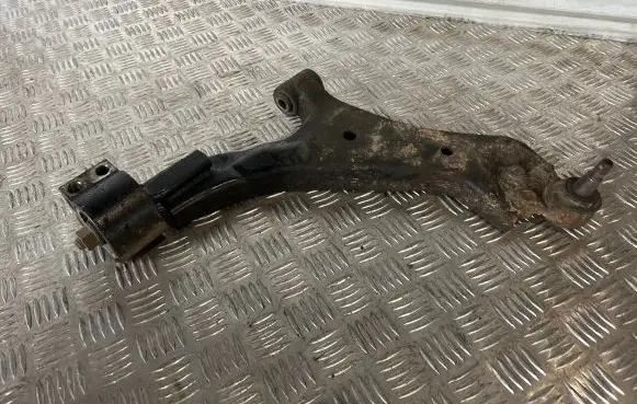 Chevrolet Captiva Front lower control arm/wishbone