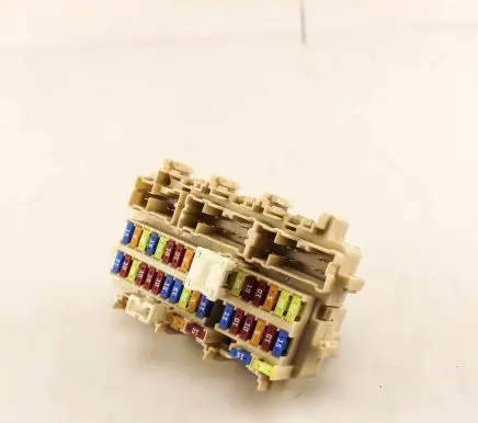 Nissan X-Trail T32 Fuse module 243506FL0A