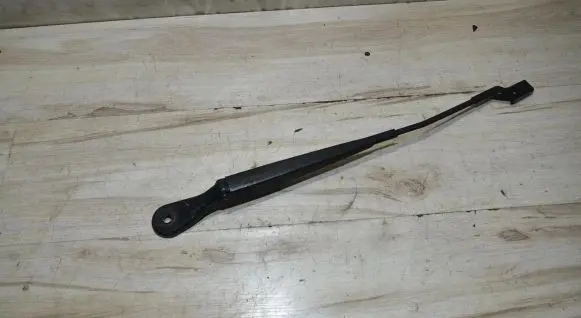 BMW 2 F45 Front wiper blade arm 2756280