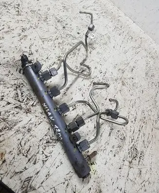 Nissan Qashqai Fuel main line pipe 175216420R