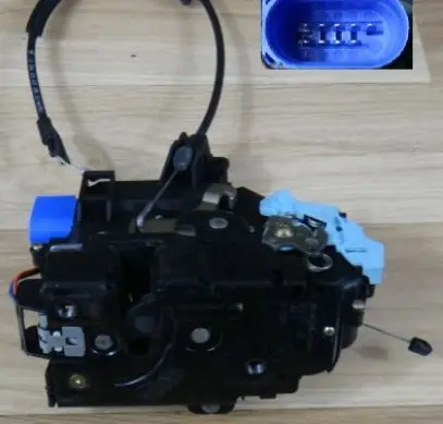 Skoda Octavia 985 Front door lock 3243743