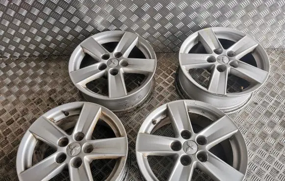 Mitsubishi Lancer X R16 alloy rim 