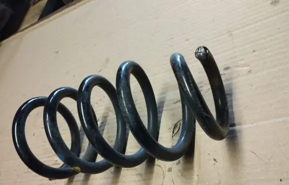 Honda CR-V Rear coil spring