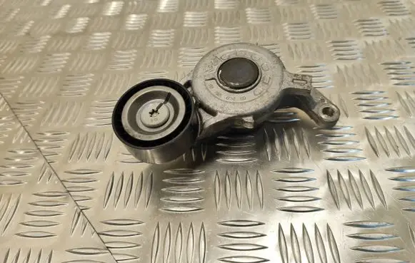 Peugeot Traveller Generator/alternator belt tensioner 9816682489