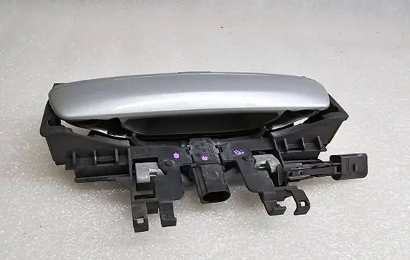 Audi A8 S8 D3 4E Front door exterior handle 4E1837885E 4E2837886E 4E1837835F