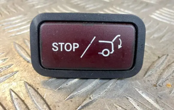 Mercedes-Benz E W212 Tailgate/trunk/boot open switch 2128210651 31020305